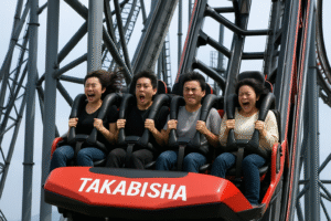 高飛車は浮遊感が少ないって本当？怖さの正体を徹底解説【富士急ハイランド】