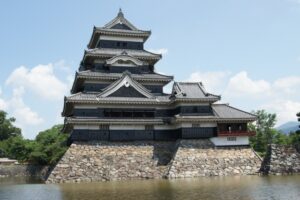 松本城はいつ建てられたの？なぜ建てられた？建てた人など徹底調査！